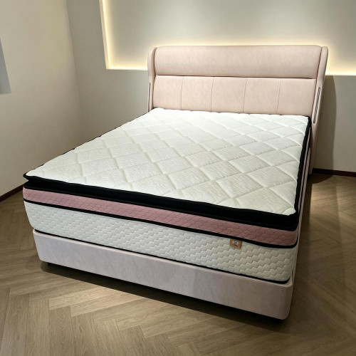 Bedframe 005