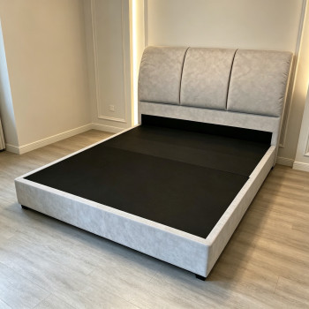 Bedframe 006